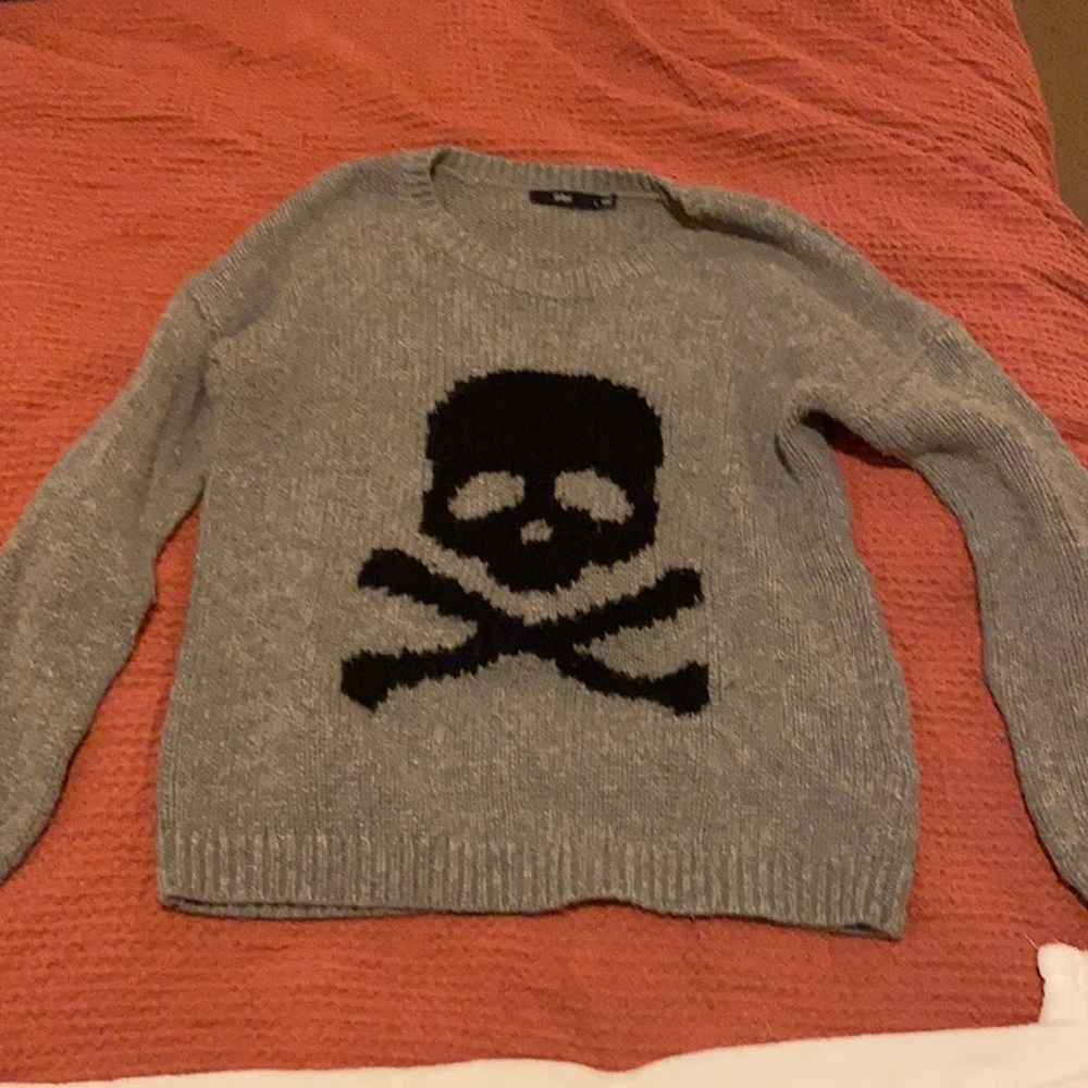 Gray Skull Sweater